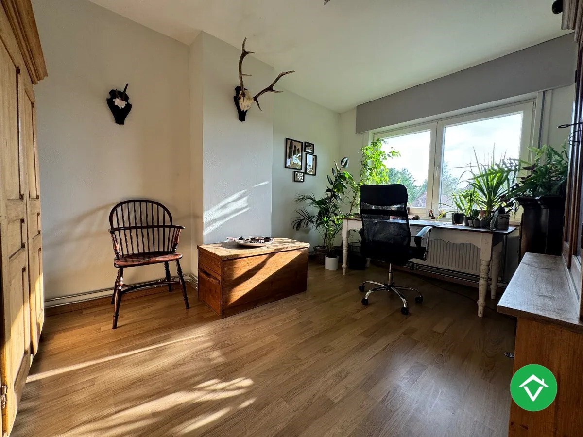 Halfopen bebouwing met 3 slaapkamers en een garage te Koekelare 