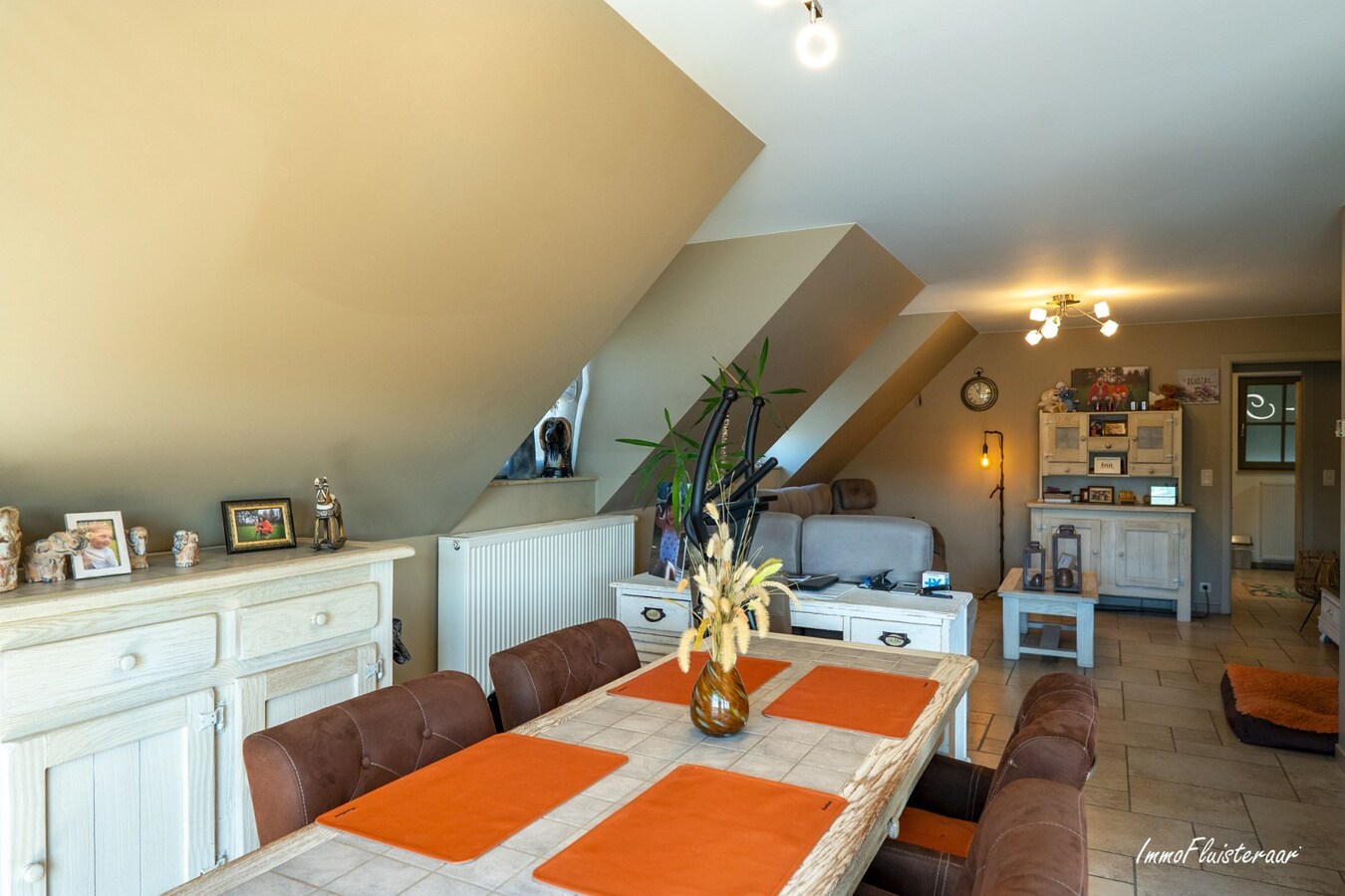 Unieke eigendom met paardenaccommodatie op 33.647 m² in Menen 