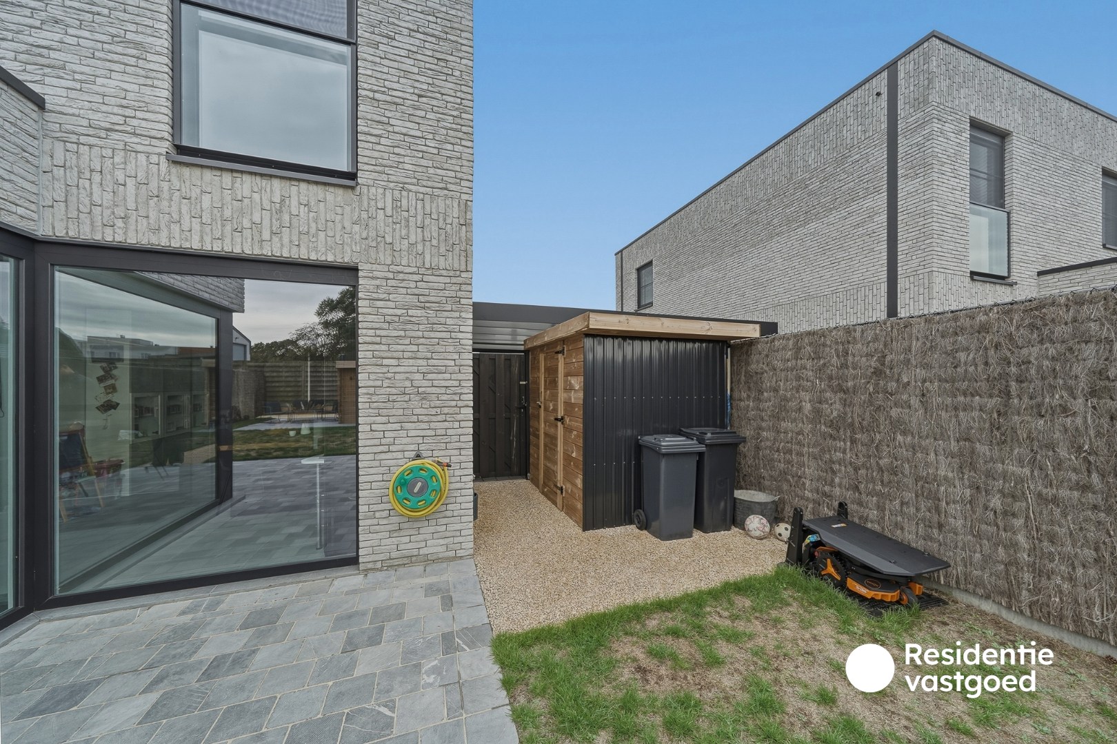 Energiezuinige halfopen recente woning met 3 slaapkamers in Oudenburg 
