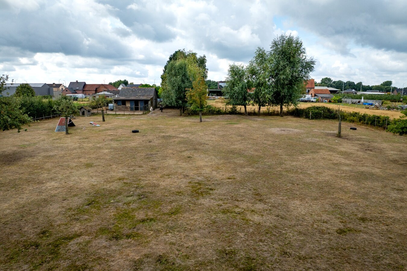 Quietly located house with a meadow of approximately 55 acres in Herk-de-Stad 