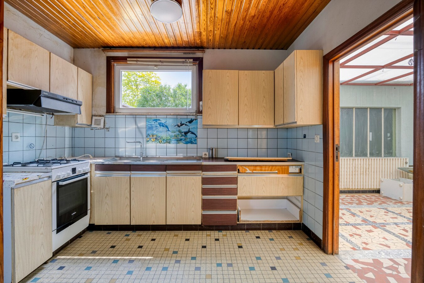 Te renoveren woning met tuin te Haasrode (Oud-Heverlee ) - 3 slaapkamers 