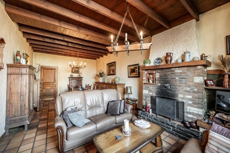 Prachtige authentieke woning met 3 slaapkamers te Landen 