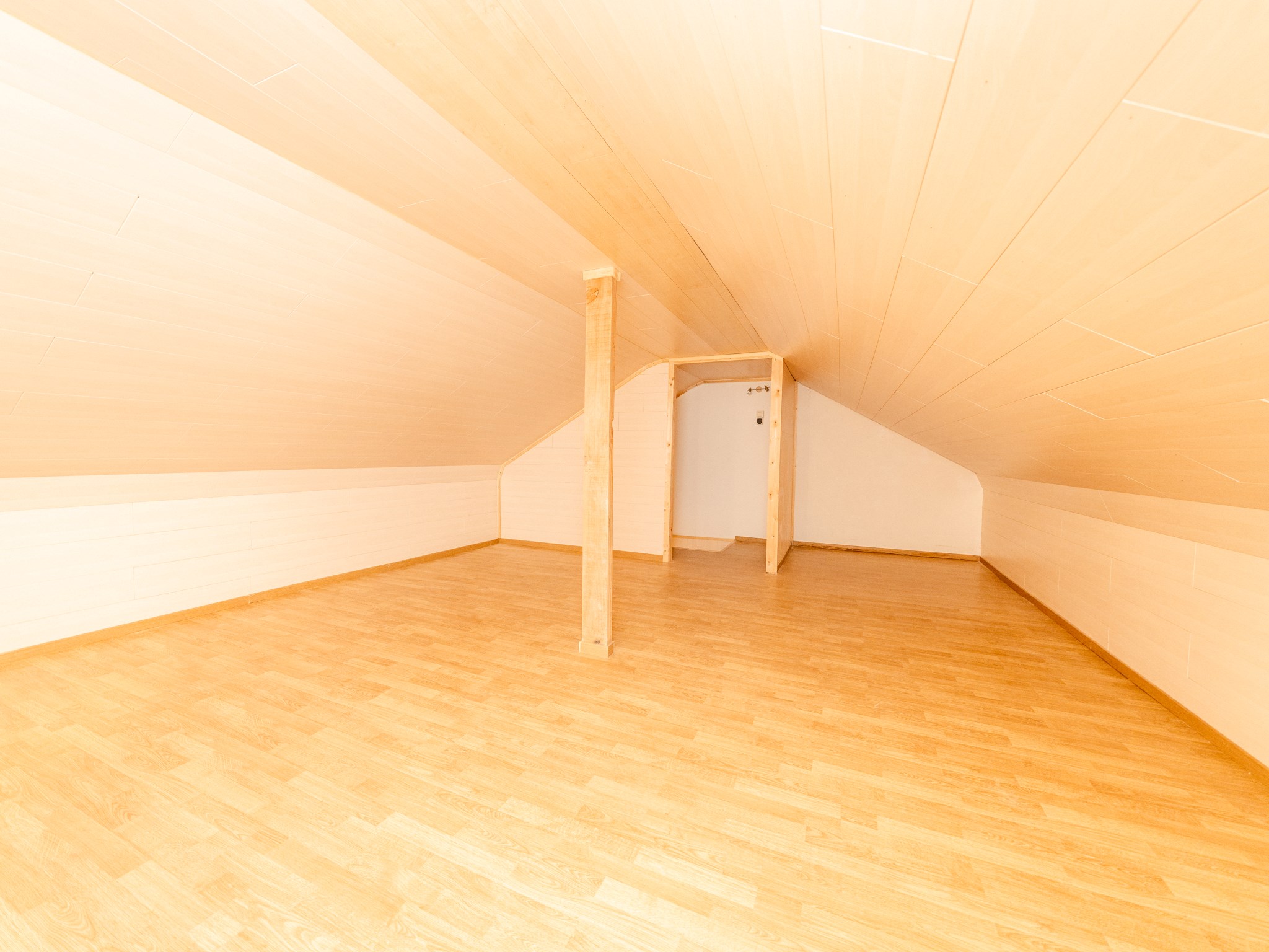 Energiezuinige, recente woning met 3 kamers, garage en tuin 