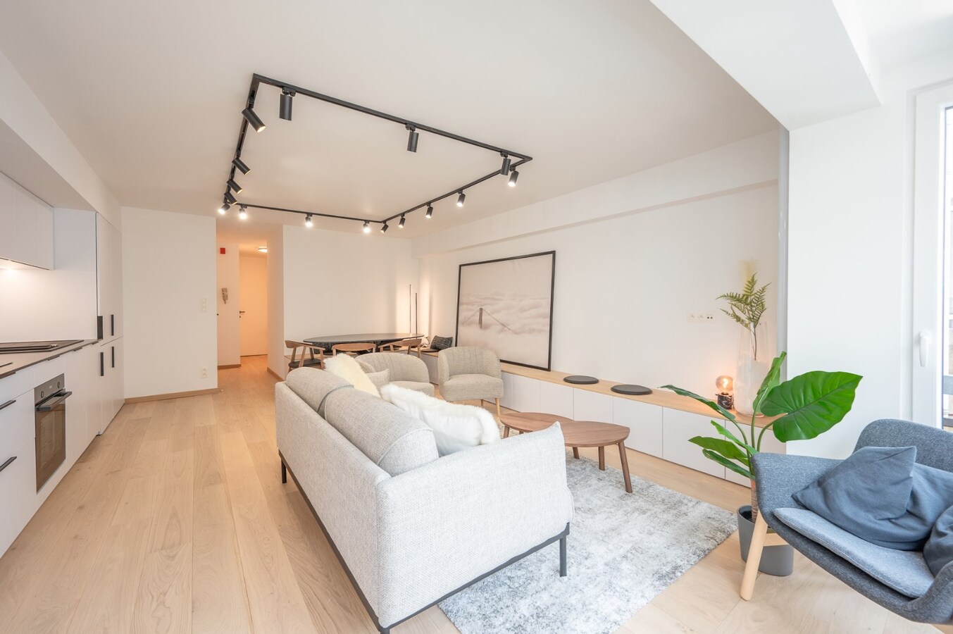 Zeer leuk, volledig gerenoveerd en ingericht vakantieappartement te Duinbergen 