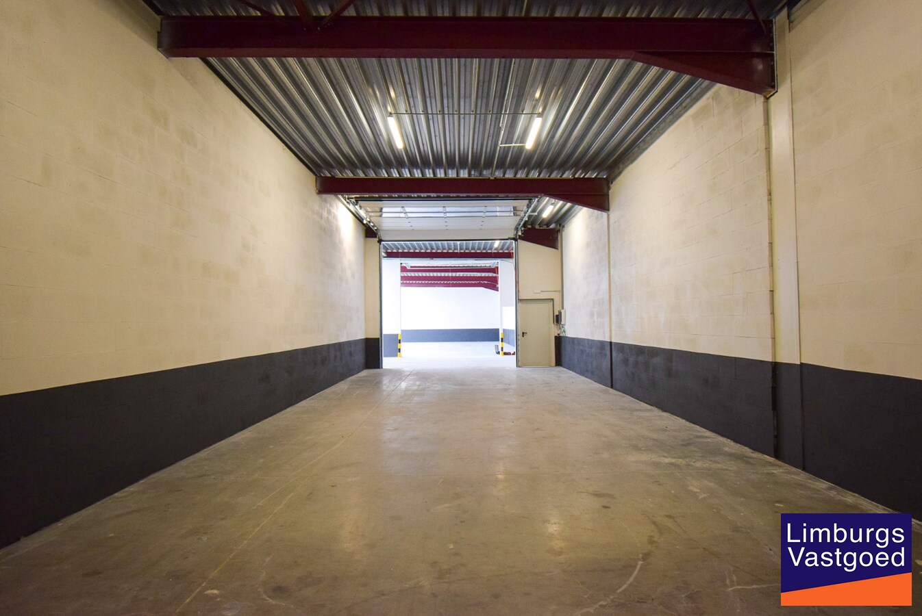 SLAKWEIDESTR. - KMO UNIT 12 - 150 m² - sectionaal poort - nabij E-314 