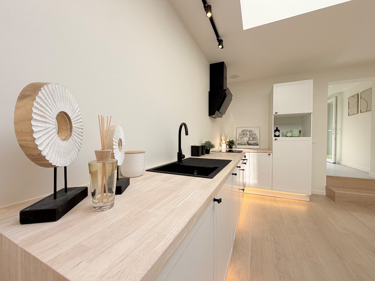 TOPPER : Trendy woning met EPC B nabij Doorniksewijk te  Kortrijk ! *** NONO INSPIRED *** 
