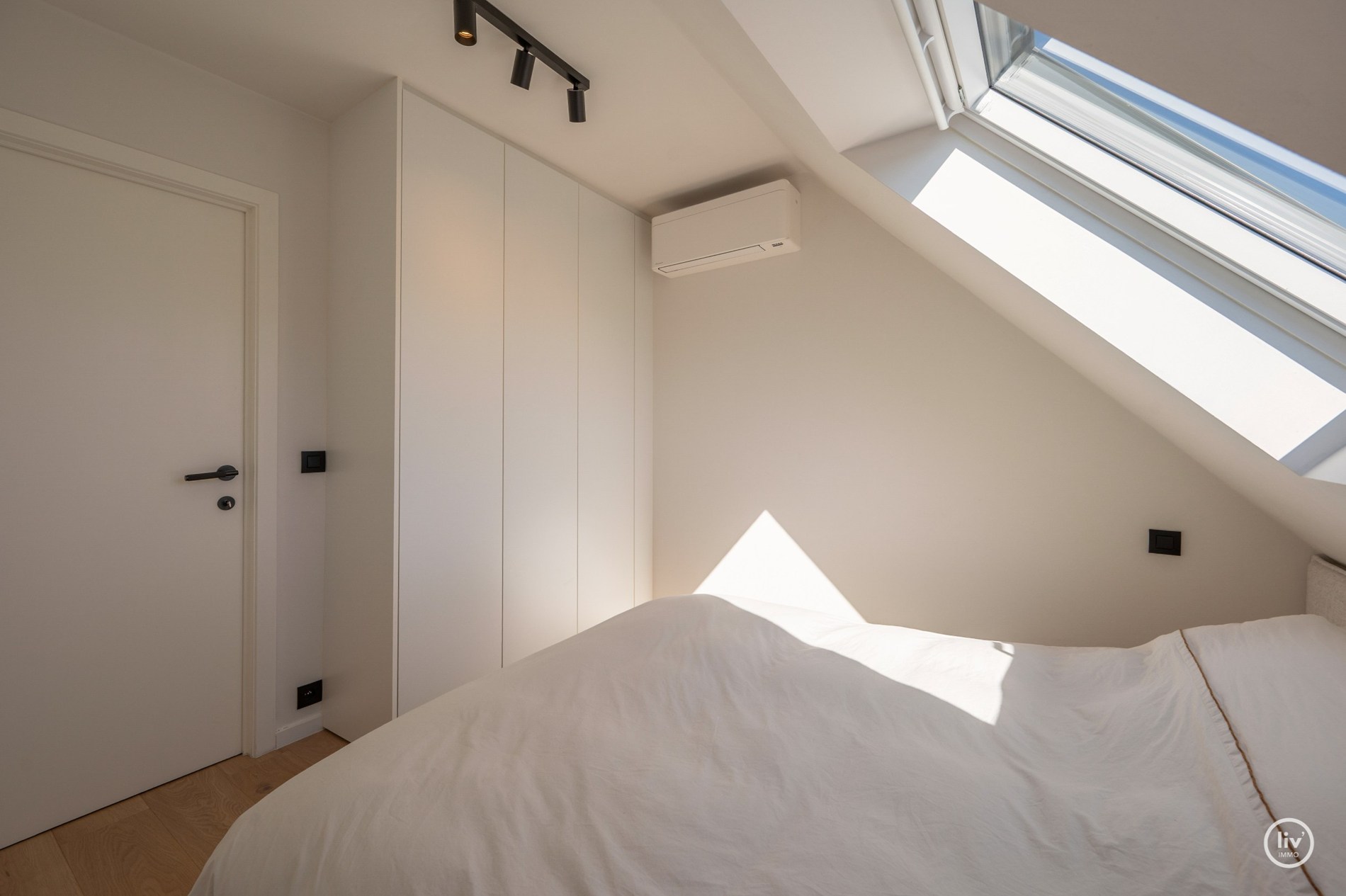 Uitzonderlijk luxueus afgewerkte duplex met royale terrassen, op topligging te Dumortierlaan. Hier werd over elk detail nagedacht 