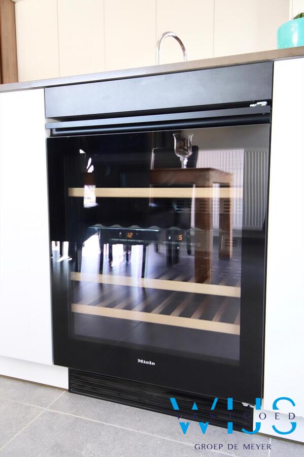 Enorm ruime nieuwbouwwoning op een perceel van 1088 m² te ERTVELDE ! 