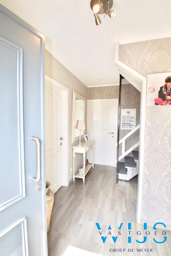 Super gezellig en ruim woonhuis met prachtige zonnige tuin ! 