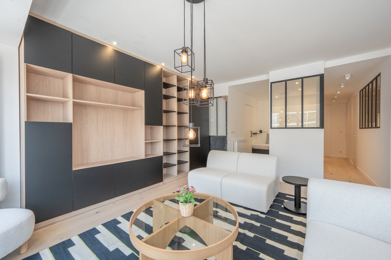 Recent gerenoveerd appartement met adembenemend zeezicht aan het Albertstrand. 