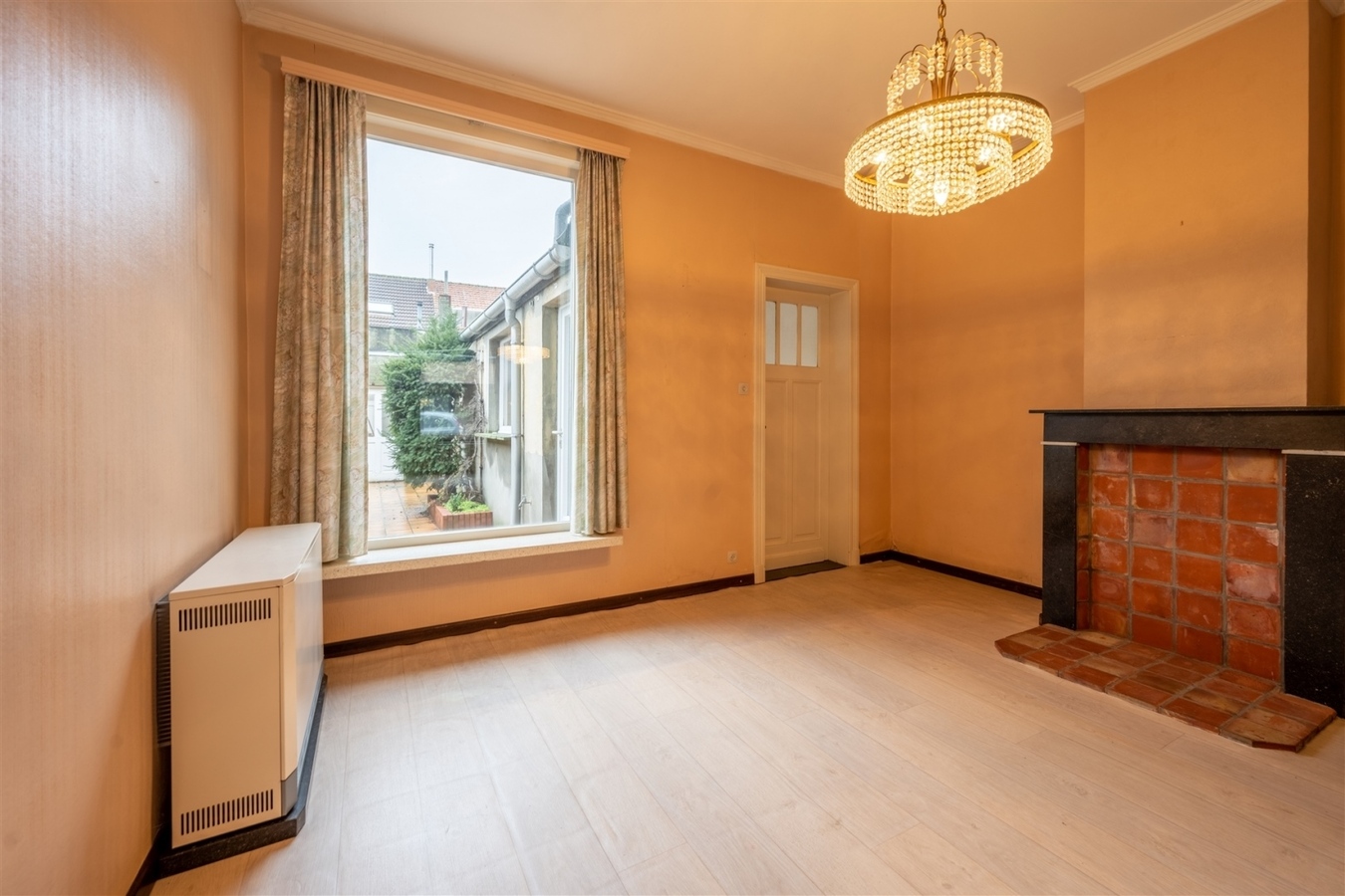 Te renoveren gezinswoning vlakbij het strand - Heist 