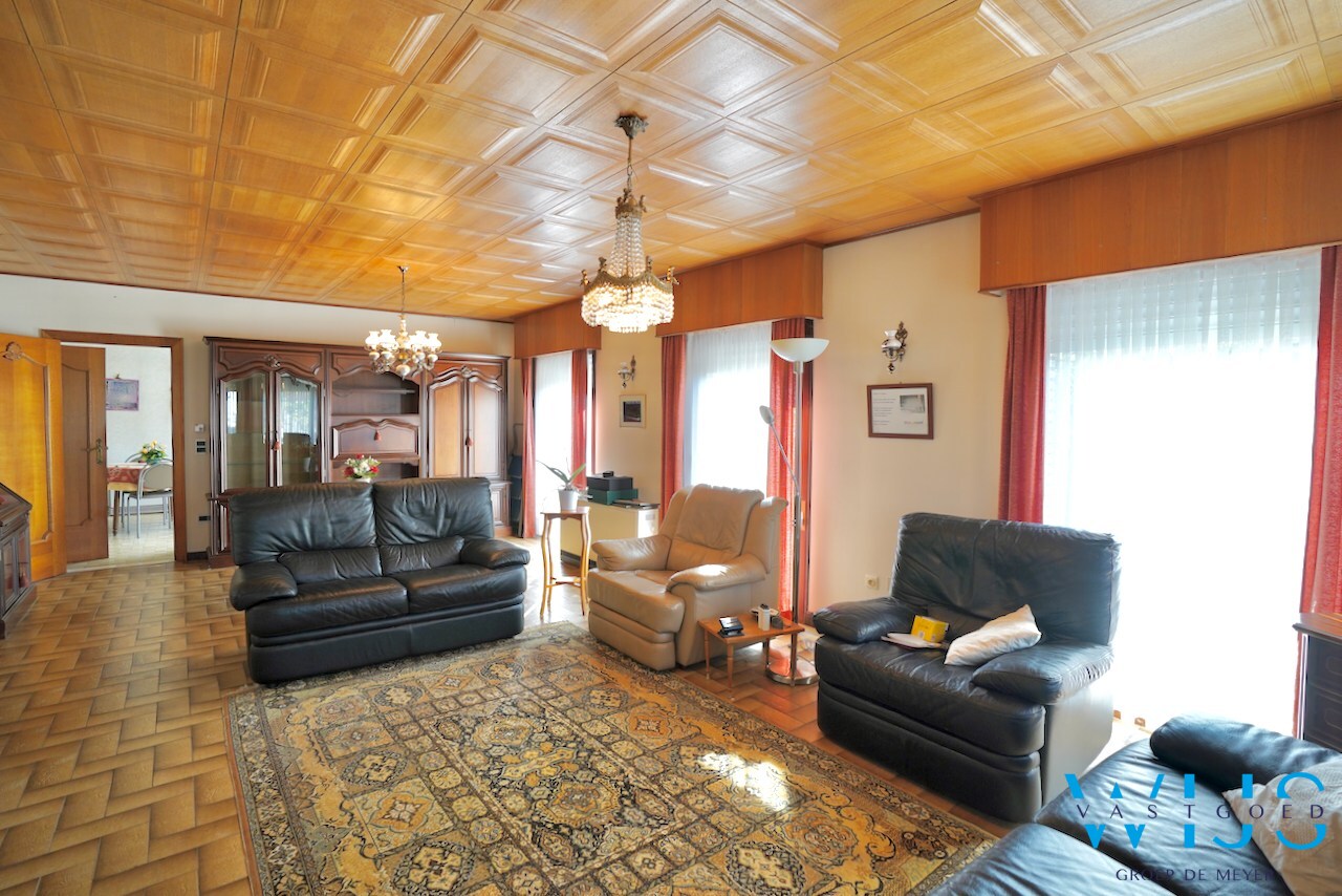 Rustig gelegen woonhuis op 1.108 m² te Ertvelde ! 