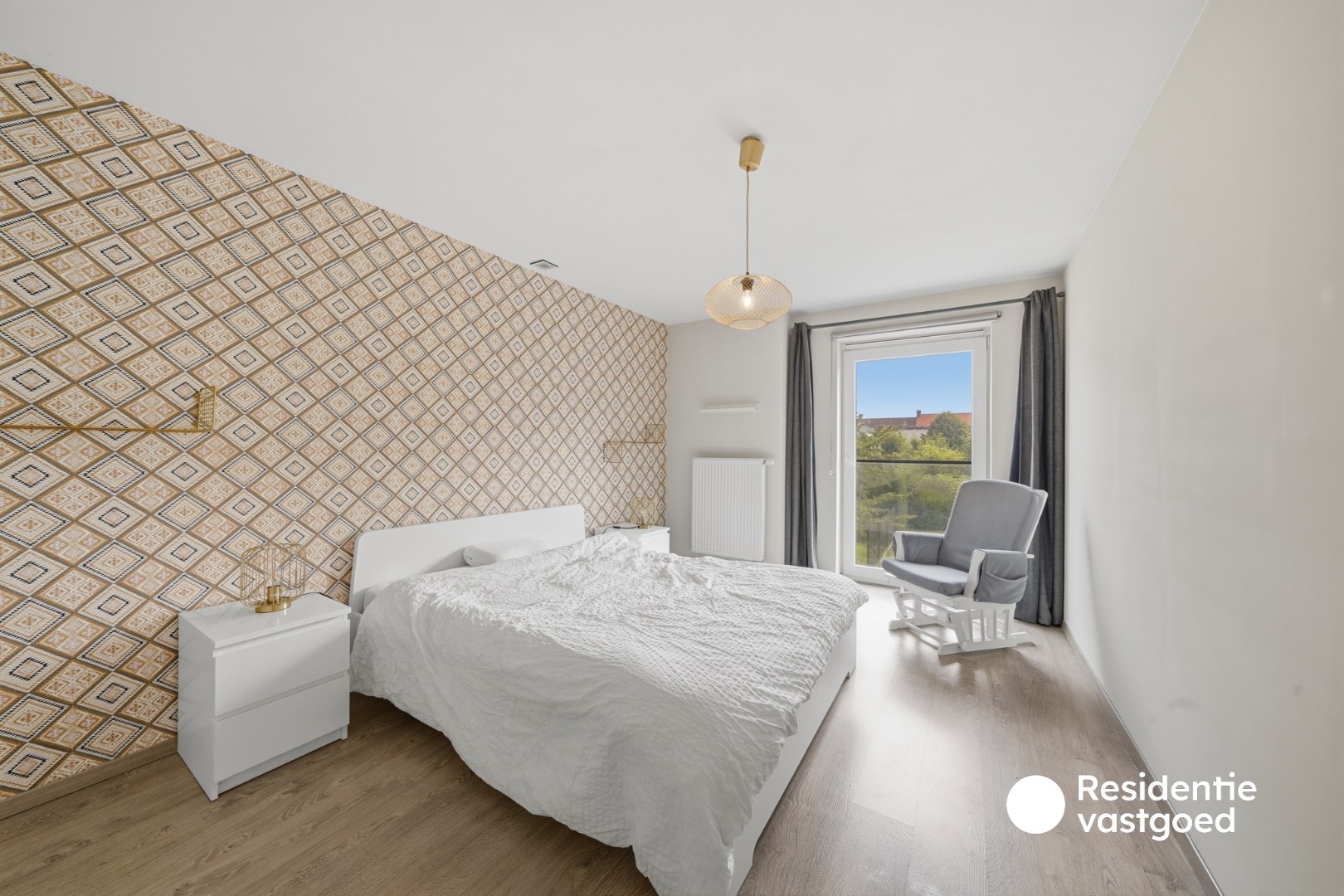 Recente en instapklare woning met 3 slaapkamers, garage en tuin te Zandvoorde! 