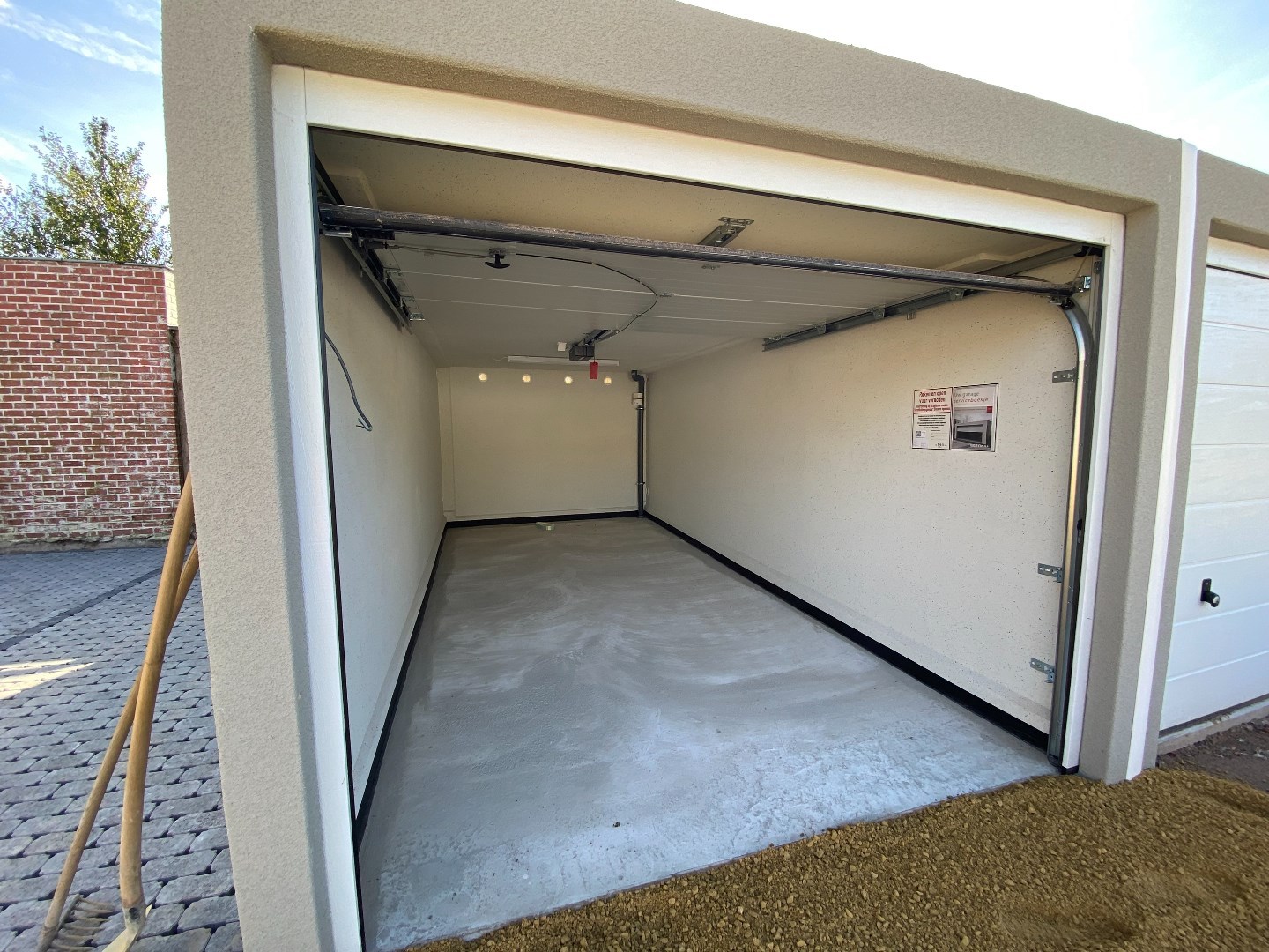Gelijkvloers appartement met 2 slaapkamers op toplocatie in Waregem! 