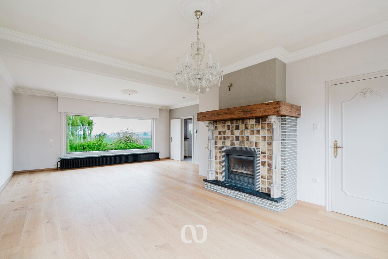 Bungalow met prachtig uitzicht en volledige onderkeldering in Heurne 