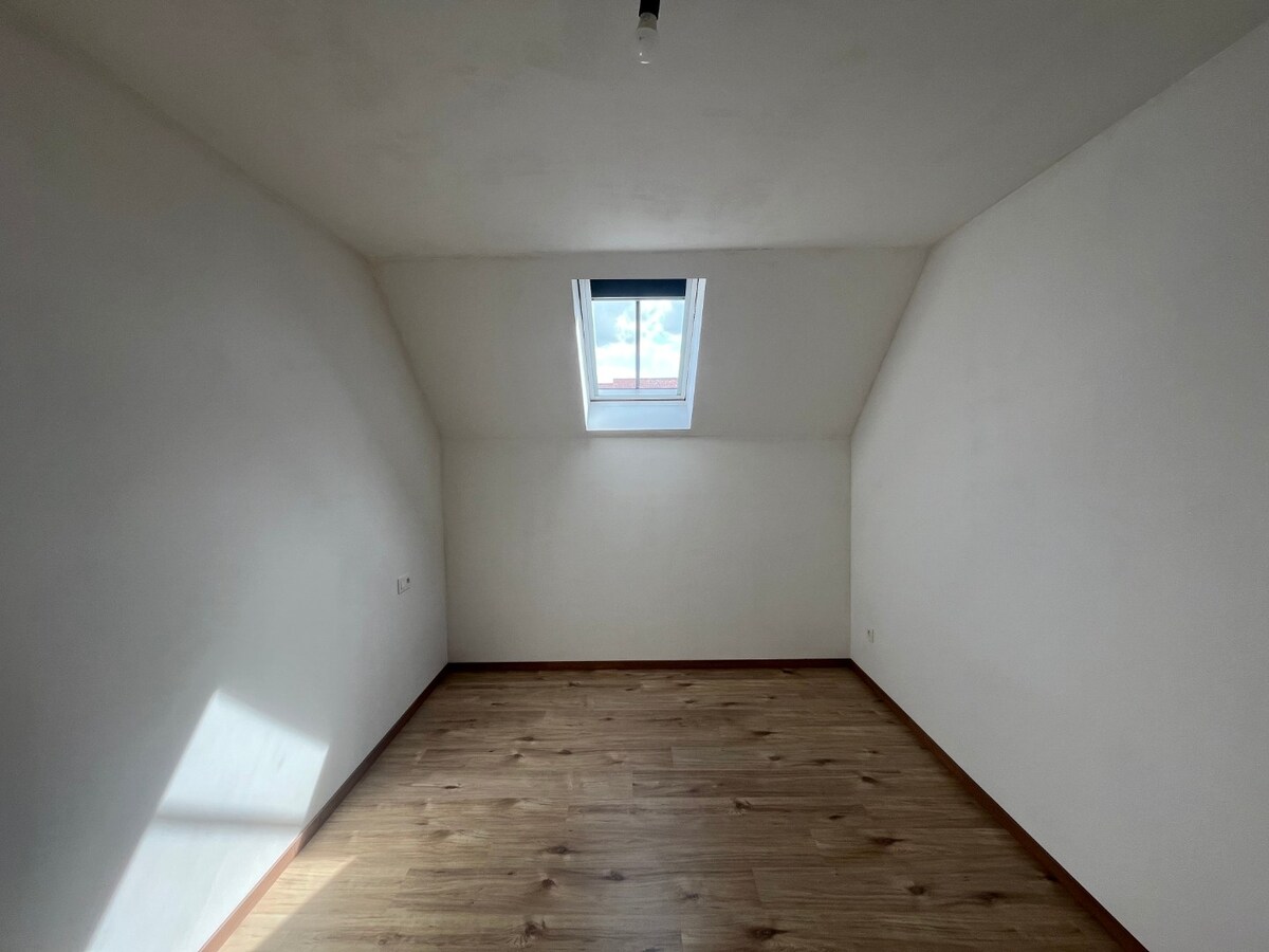 Nieuwbouwwoning in landelijke hoevestijl 