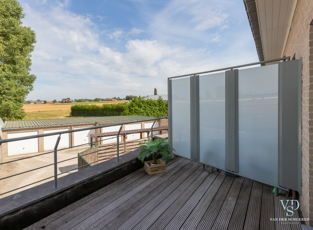 2 slaapkamer-appartement met terras én garage ! 