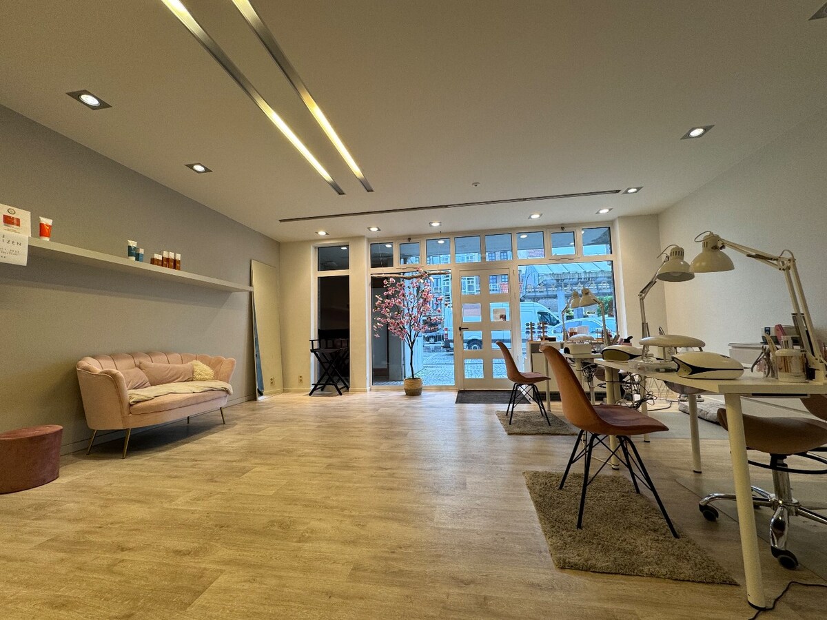 Handelspand te huur in centrum Koekelare 