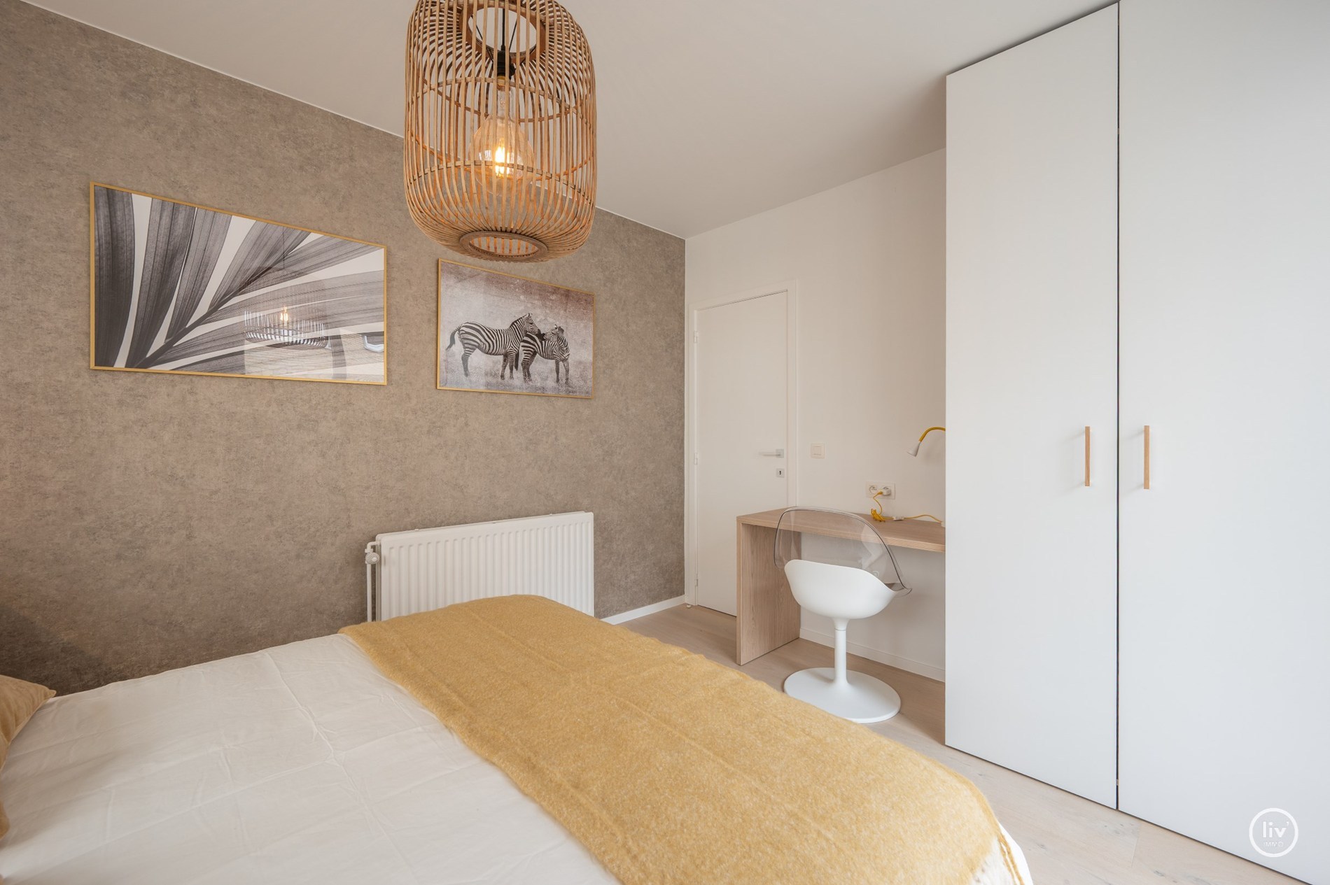 Appartement élégamment rénové avec 3 chambres dans un emplacement de premier choix à Duinbergen - à seulement 100 mètres de la digue! 