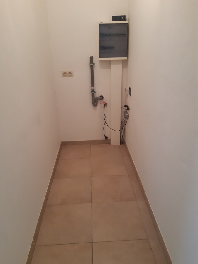 Lichtrijk 2 slpk-appartement te Oudenaarde. 