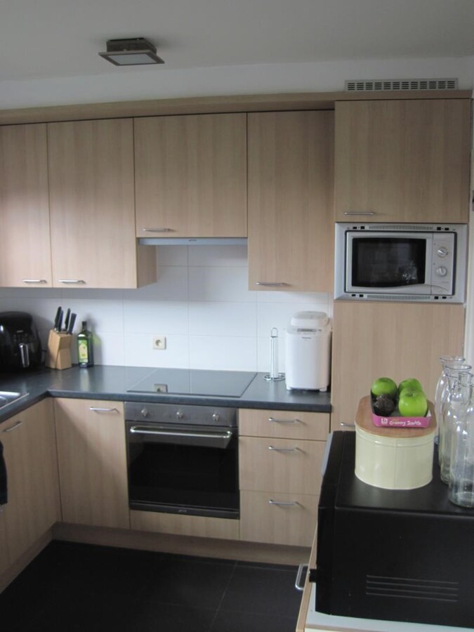 Aangenaam, eigentijds appartement met 2 ruime terrassen. 