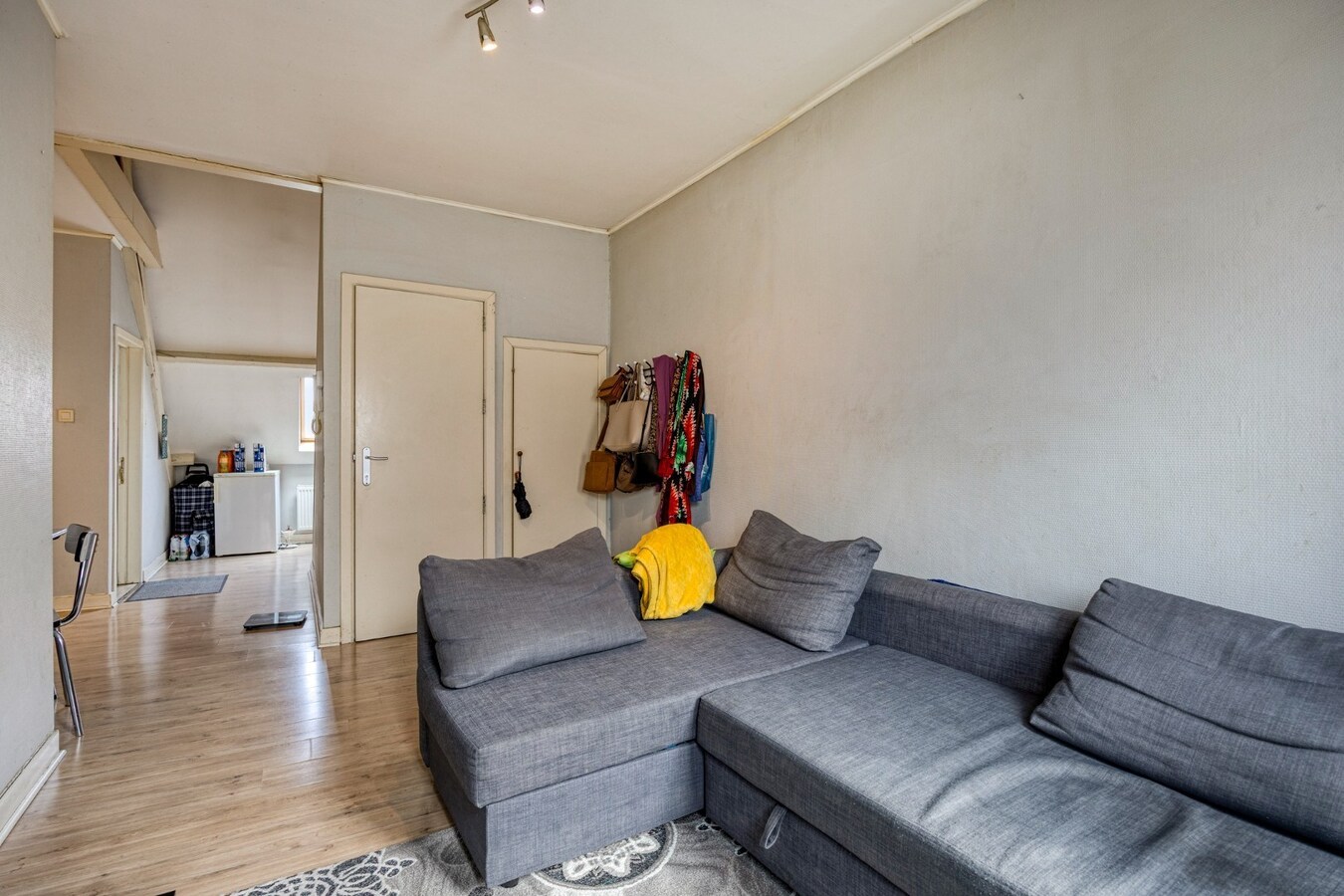 Gebouw/herenhuis bestaande uit 3 appartementen te Tienen 