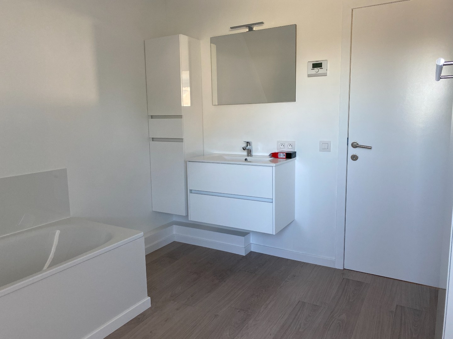 Energiezuinige halfopen woning met tuin en carport te Zulte 
