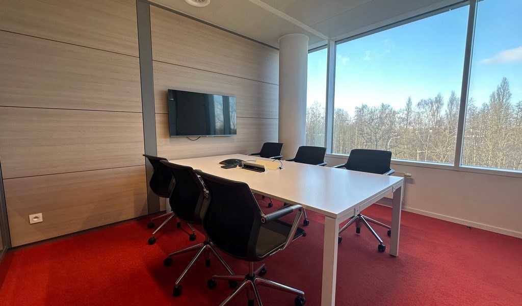 Gemeubelde kantoren met dienstverlening in AA Tower in Gent