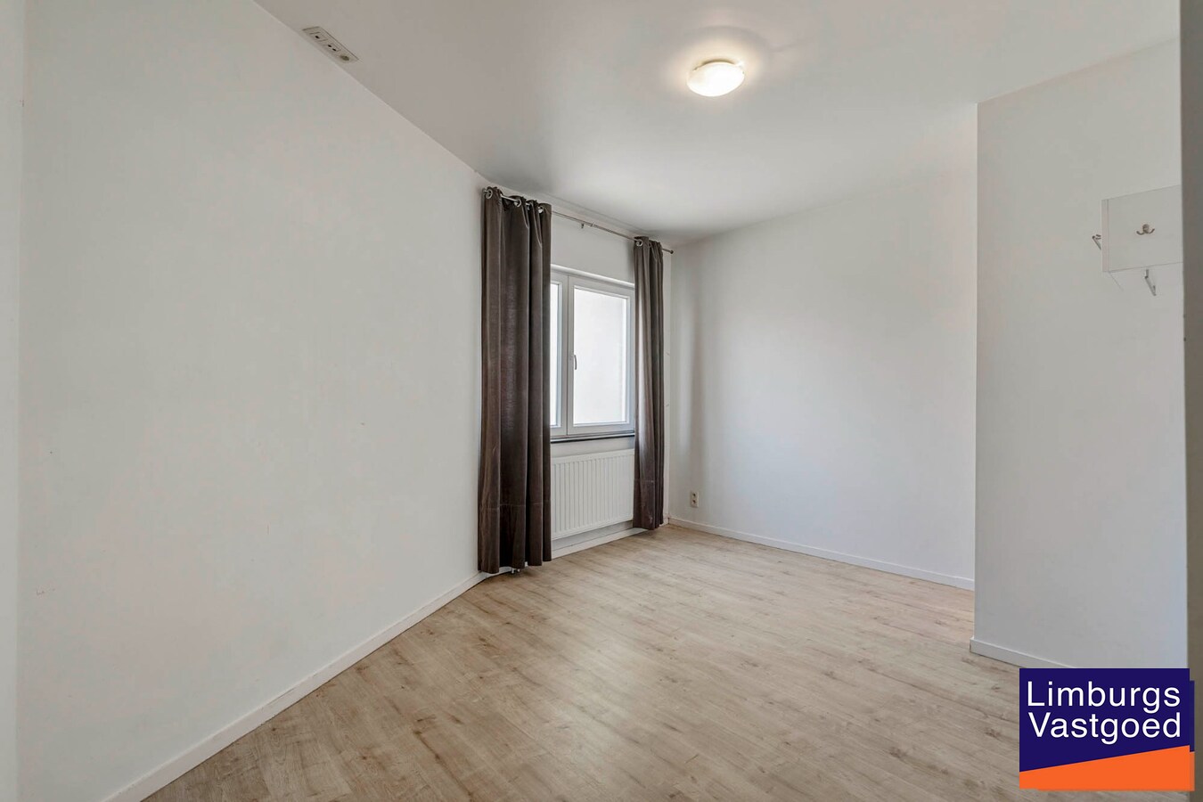 Ruim appartement (125m²) met 2 slpk en terras aan de kleine ring 