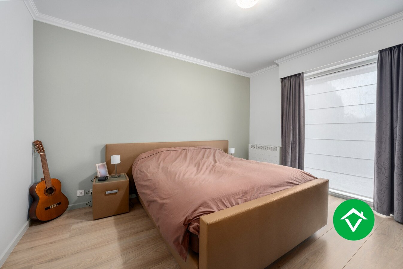 Rustig gelegen alleenstaande woning met bijgebouwen te Koekelare 