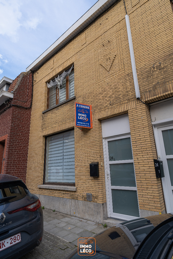 Splendide maison rénovée avec 2/3 chambres et extérieur avec accès à l'arrière 