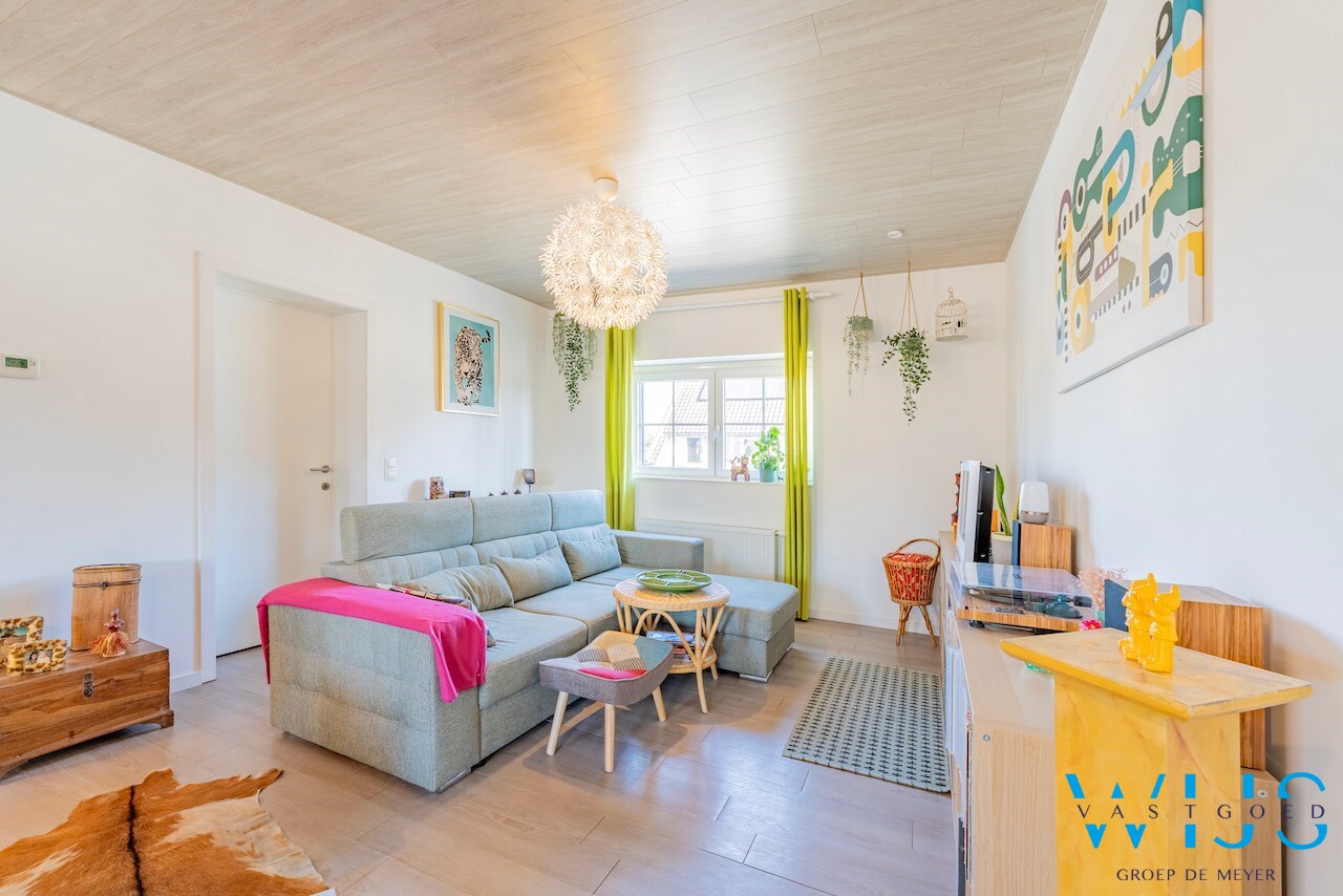 Interessant &amp; ruim duplex appartement te Ertvelde 