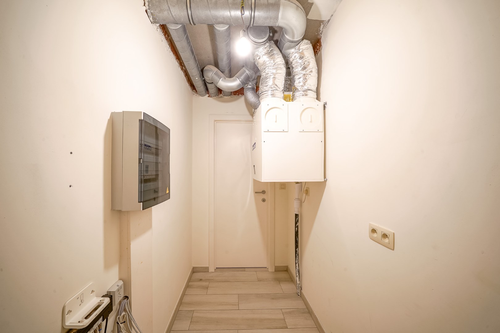 Ruim recent appartement met 4 slaapkamers en 2 badkamers. 