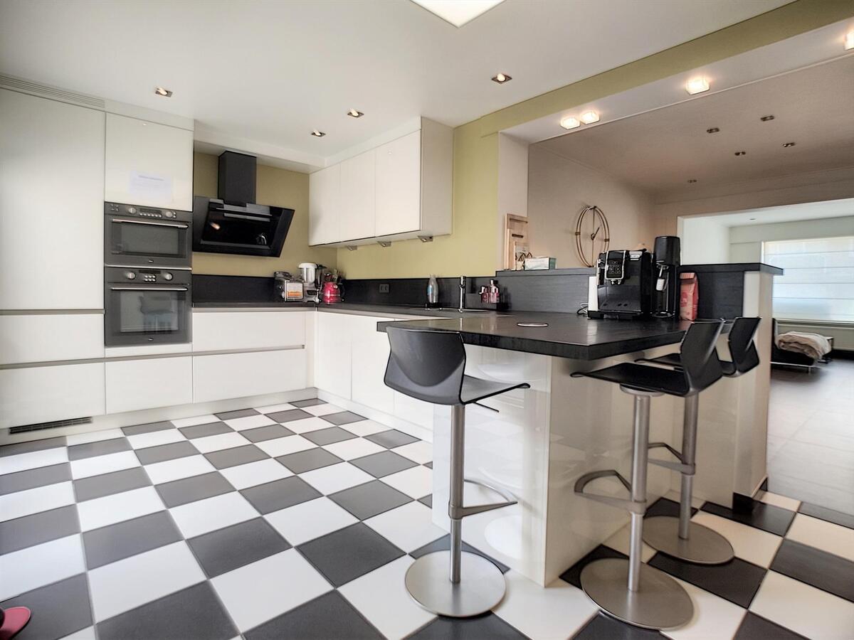 Goed gelegen, kwalitatief gerenoveerde gezinswoning - Heist 