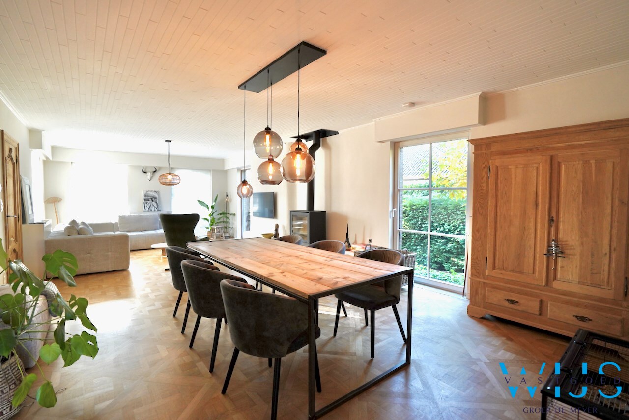 Prachtig ruim woonhuis met volwaardig bijgebouw ! 