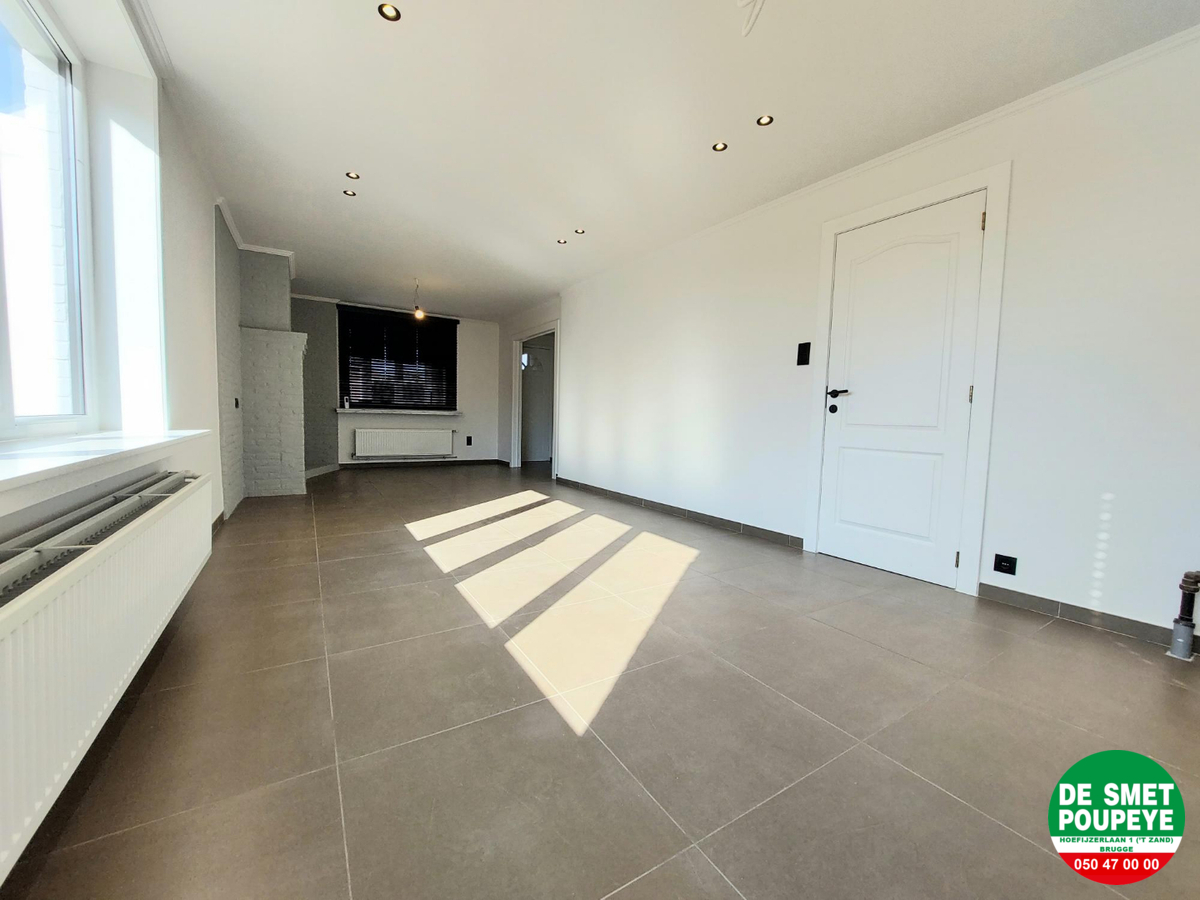 Half open woning (ev met praktijk) 