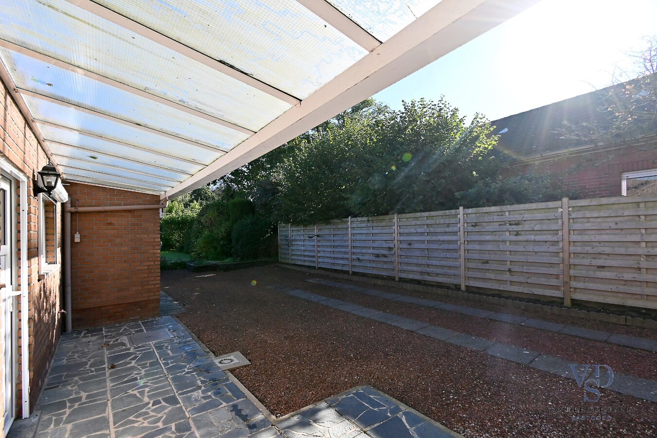 Degelijke Half Open Bebouwing 