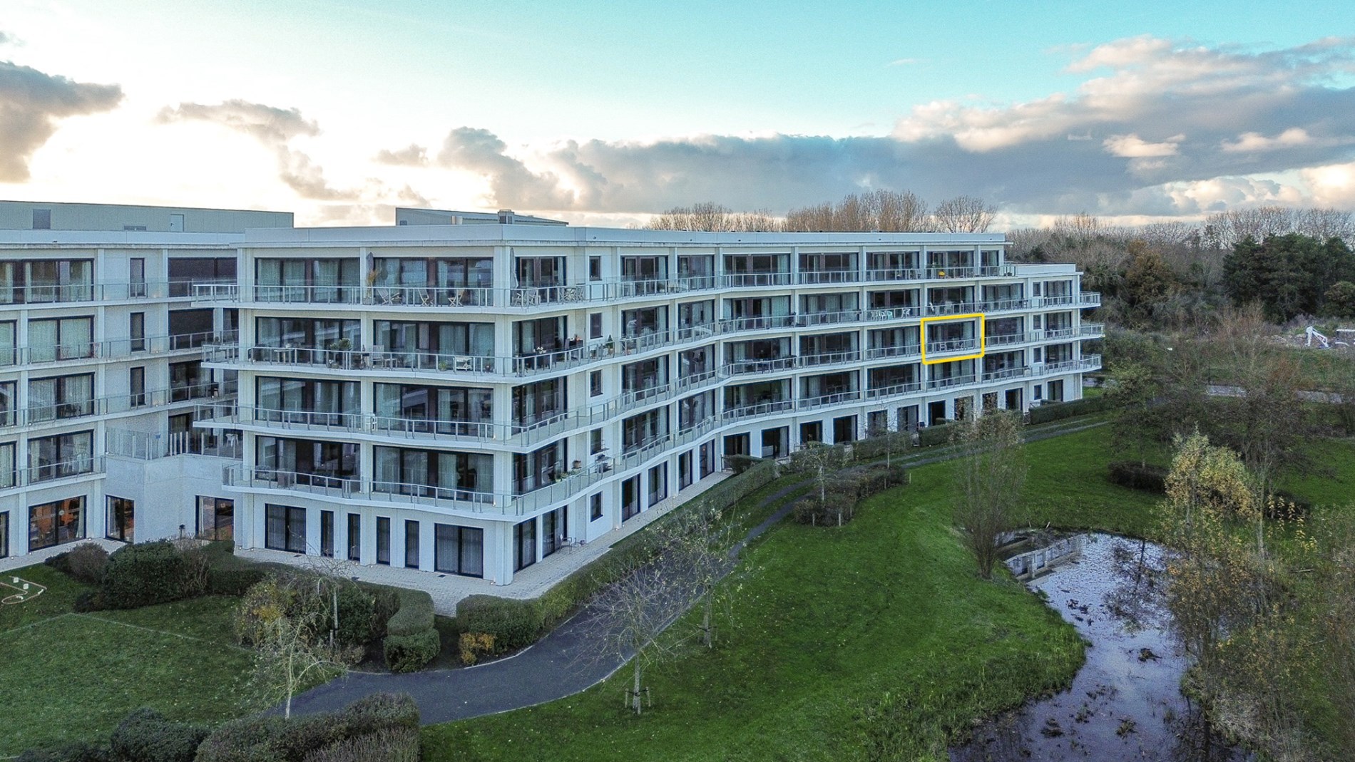 Te koop: Assistentiewoning in Zilverduin De Haan, Vosseslag 