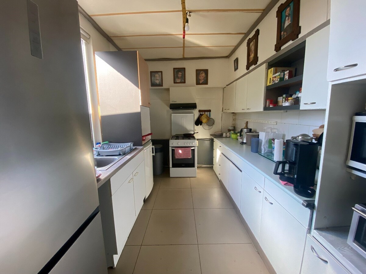 Vrijstaande woning op ruim perceel van 896m² 