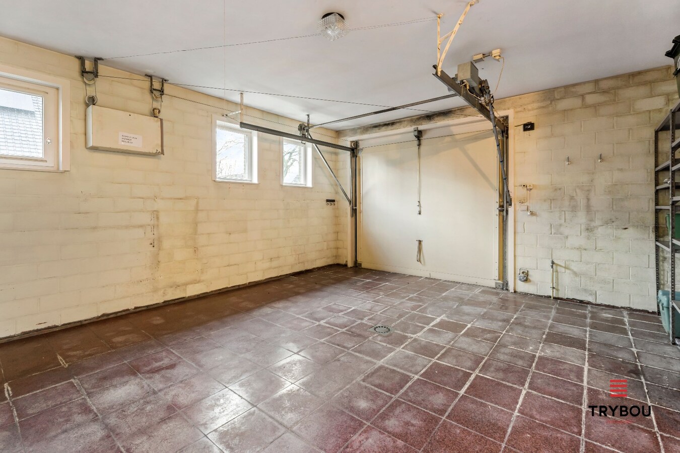 Statige, alleenstaande woning met rustige ligging te Ieper (Boezinge) 