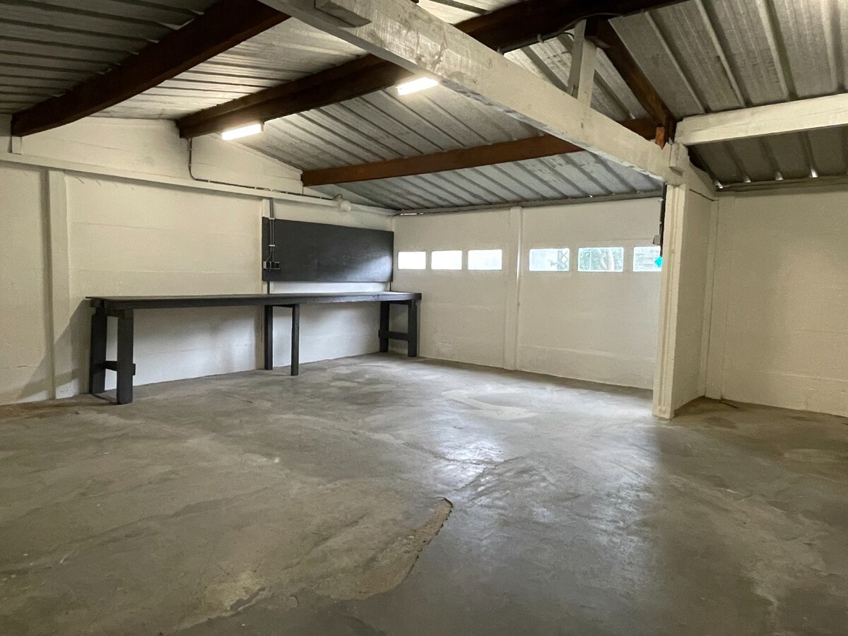 Ruime open bebouwing met tuin, terras, garage - 3 slaapkamers - Kuringen 