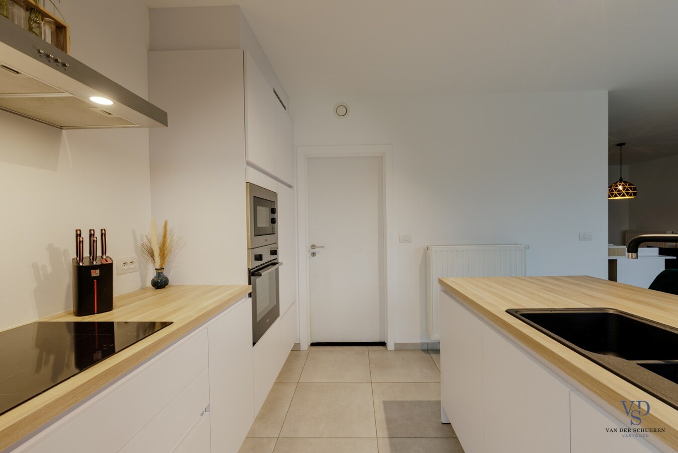 Recente, quasi-nieuwbouwwoning – instapklaar en energiezuinig (BEN) 