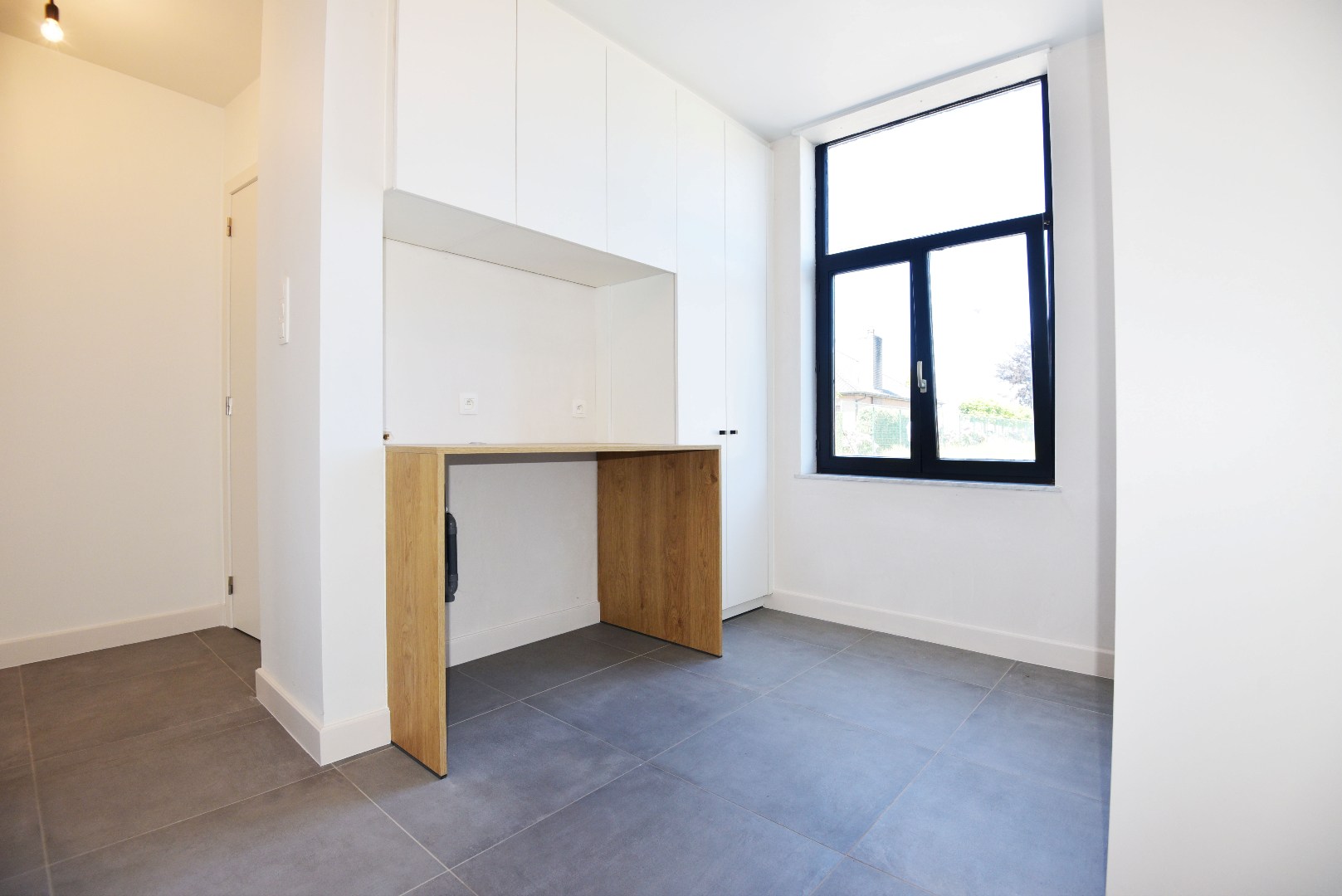 Gerenoveerde woning met 3 slaapkamers en tuin 