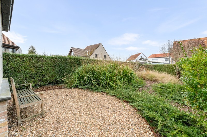Charmante maison mitoyenne à proximité de Knokke avec des vues dégagées. 