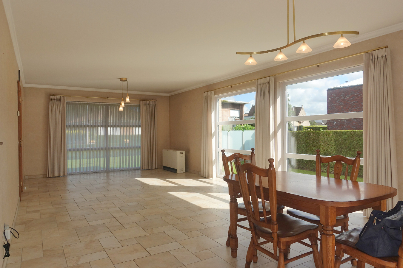 Instapklare halfopen woning 