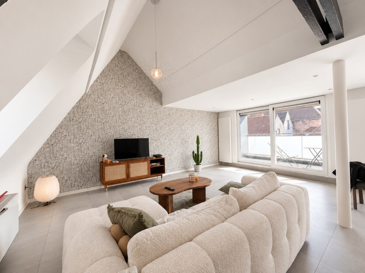 Magnifique appartement 2 chambres avec terrasse en bord de Quai ! 