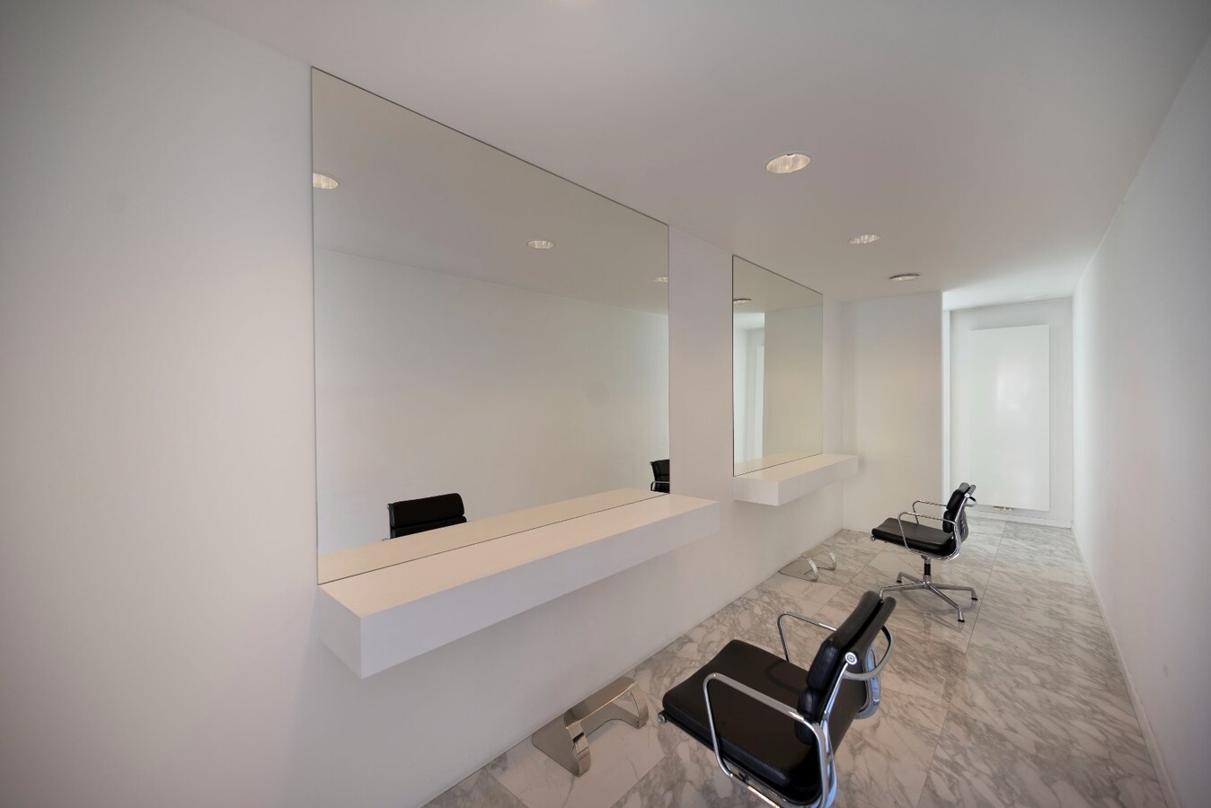 Woning of handelsruimte (combinatie mogelijk) met garage ! 