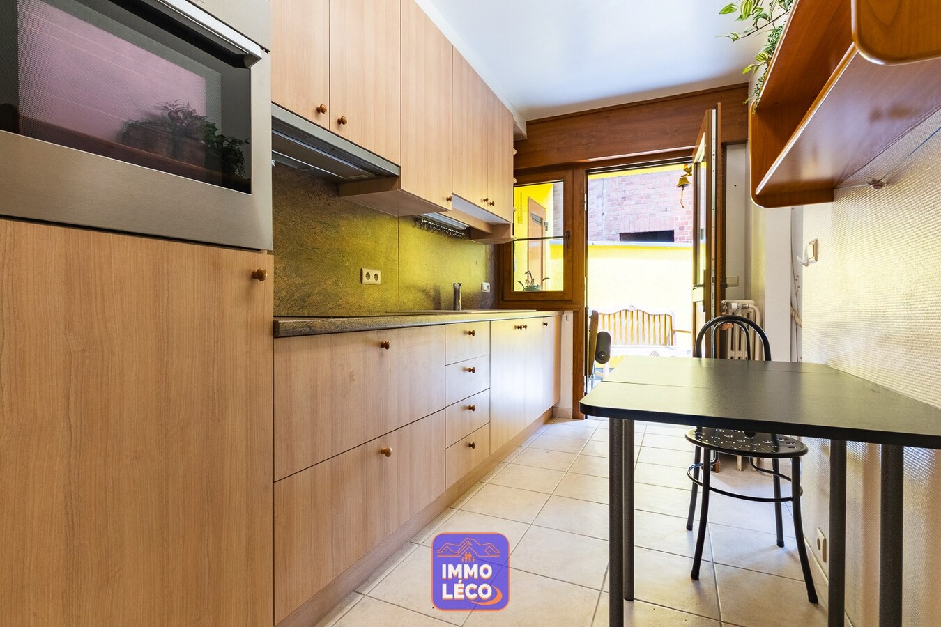 Appartement rez-de-chaussée avec terrasse, en plein centre-ville !! 