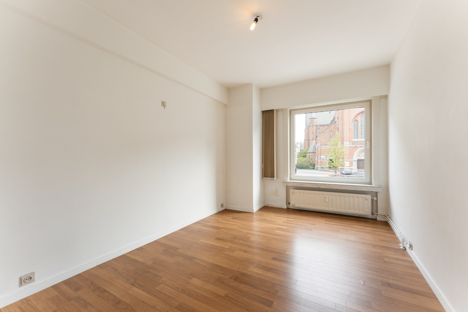 APPARTEMENT MET 2 SLAAPKAMERS IN CENTRUM OOSTENDE 