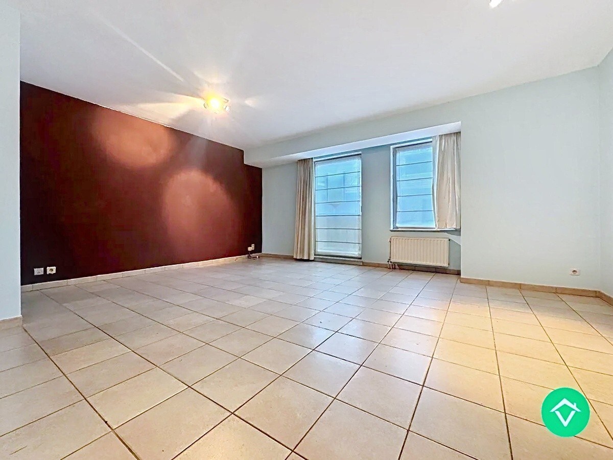 Appartement met 2 slaapkamers en autostandplaats in centrum Leuven 